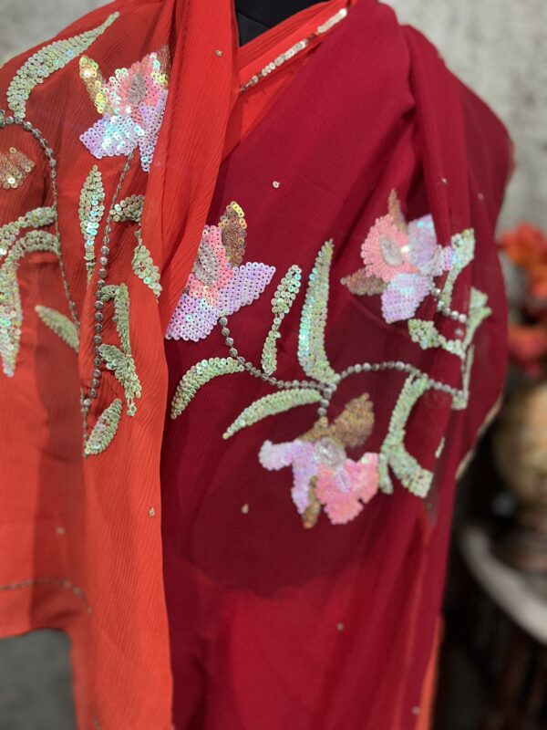Orchid Motif Saree - Image 3