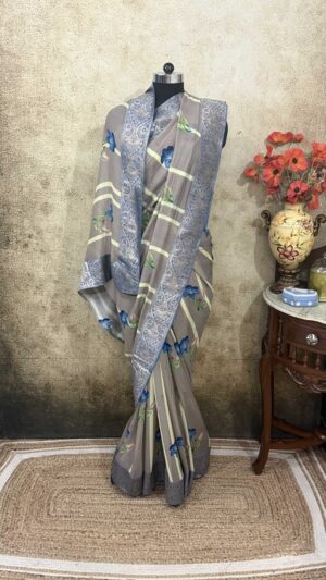Grey Printed Antique border