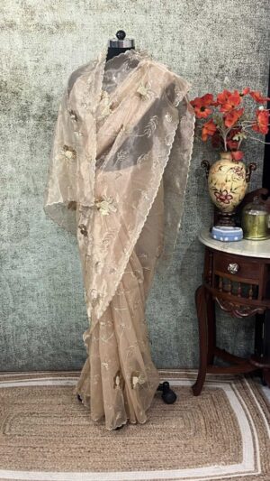 Gold Tissue Jaal
