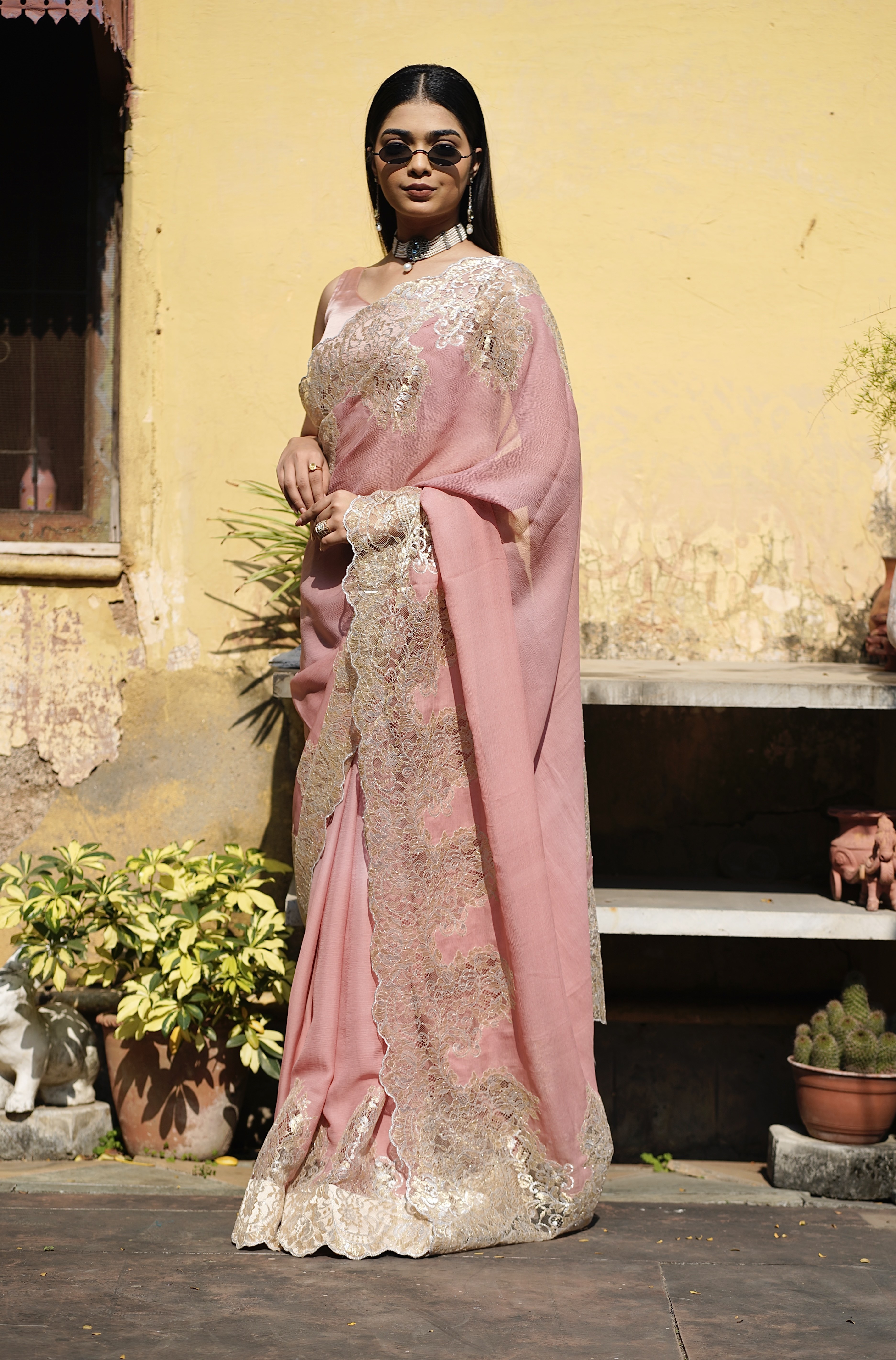 Old Rose Lace saree - Image 2