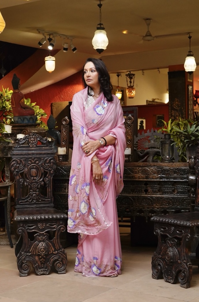 Blush Iris Saree - Image 4