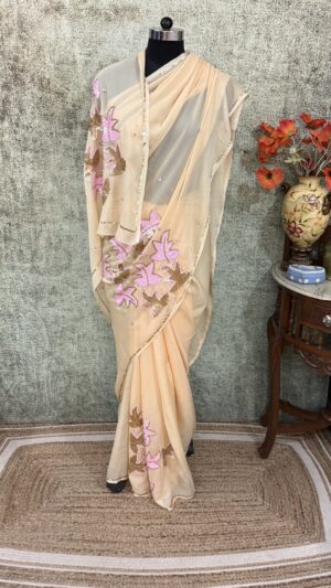 Nude Peach Leaf Motif