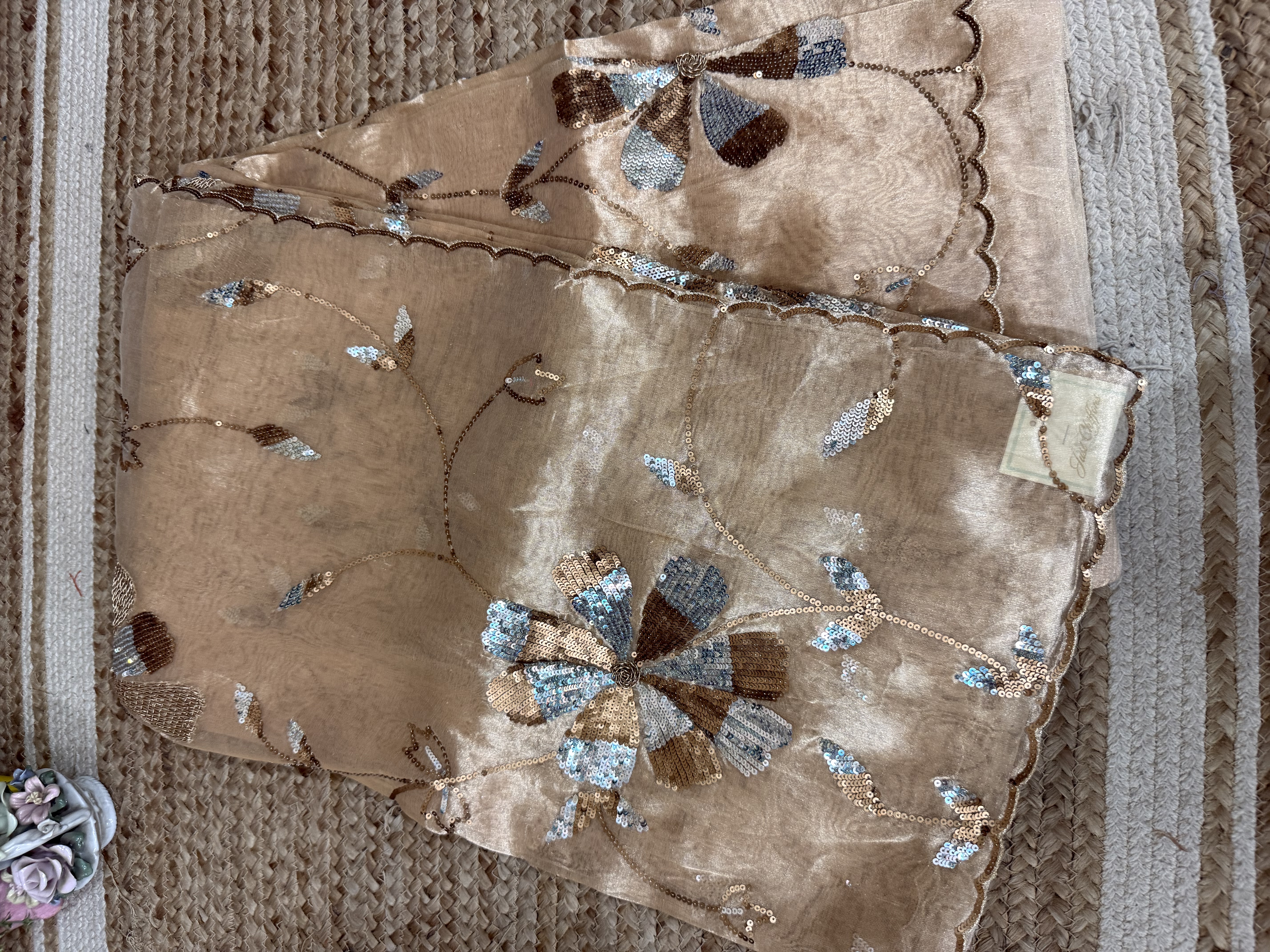 Champagne Mirror Bloom Tissue Saree - Image 4