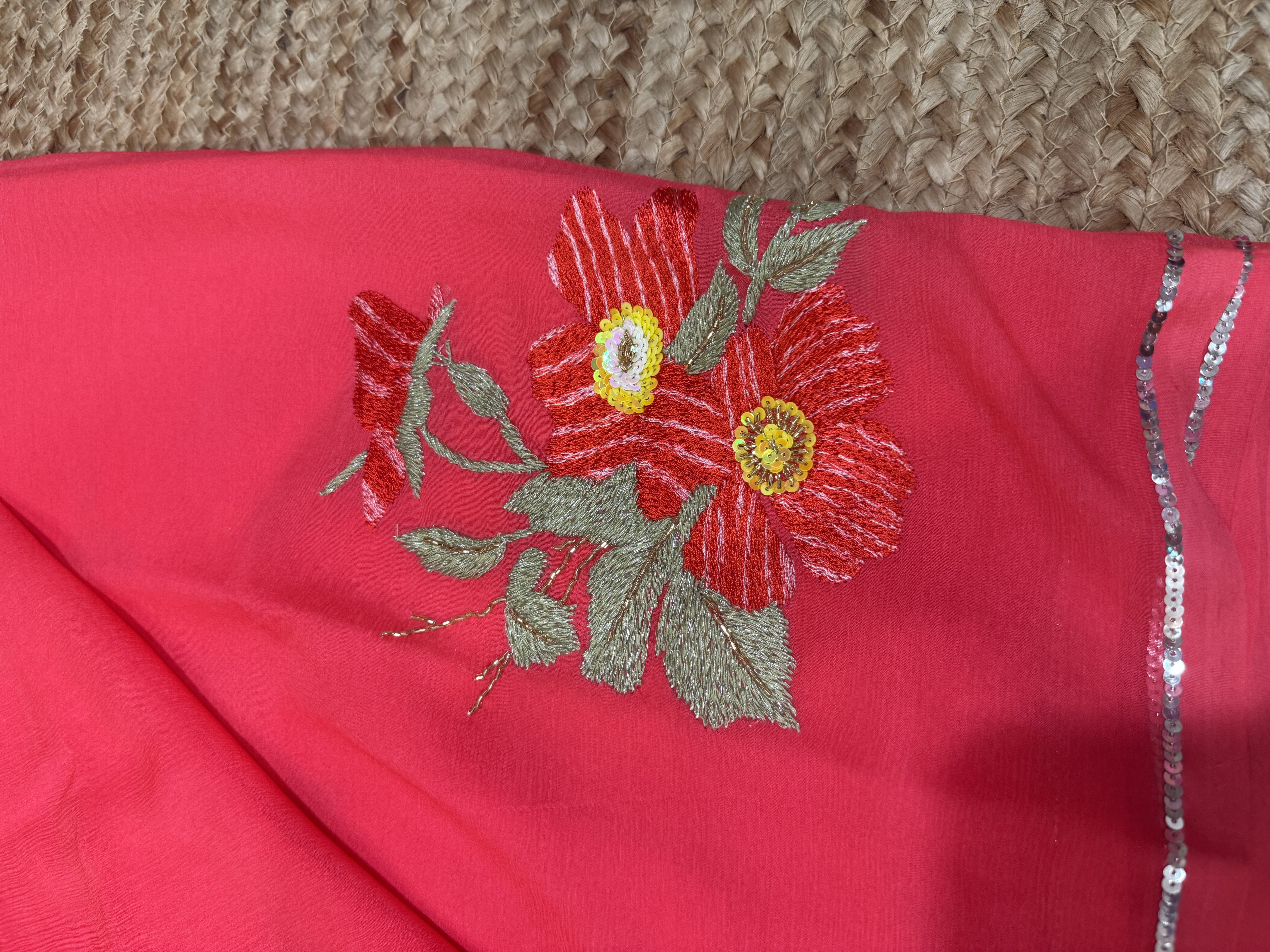 Rani Pink Thread Motif - Image 5