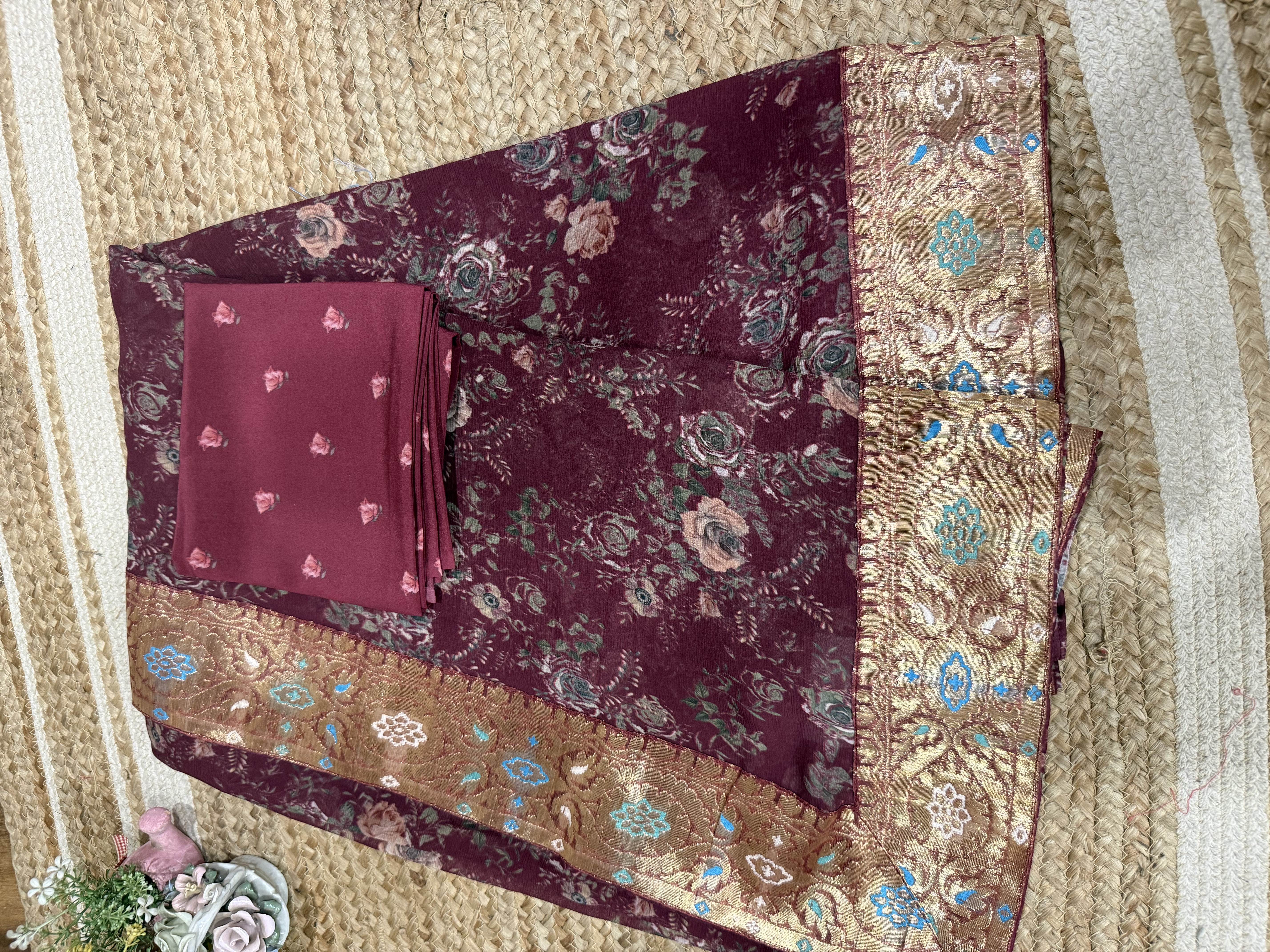 Royal Wine Printed Antique Border - Image 4