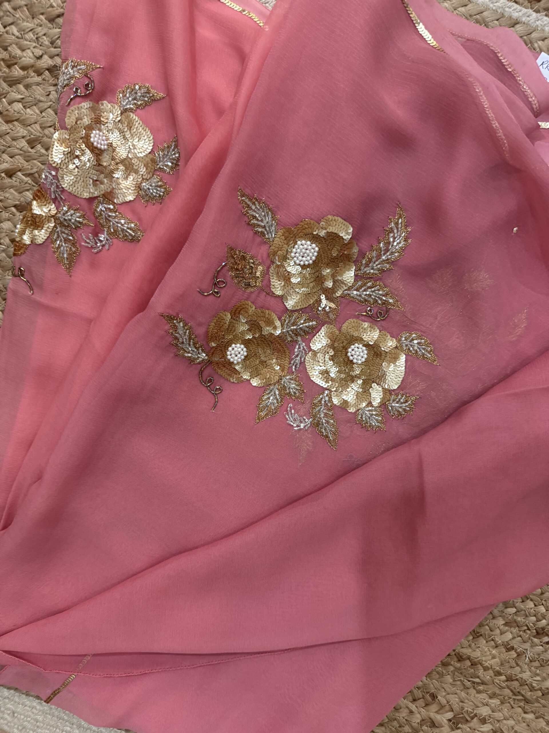 Rose Pink Gold Motif - Image 4